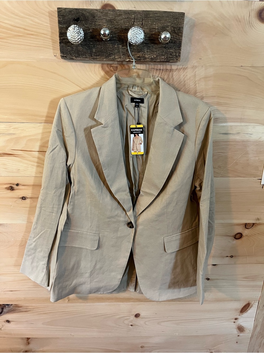 Express Women’s Single-Button Linen Beige Blazer Size Medium NWT